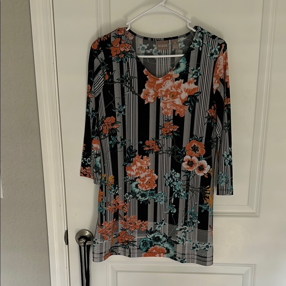 Chico's  Graphic Tunic with 3/4 Sleeves